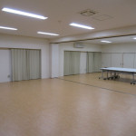 2部屋合わせて、約80人まで利用できます。