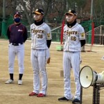 小幡内野手(背番号38)、小川投手(背番号66)